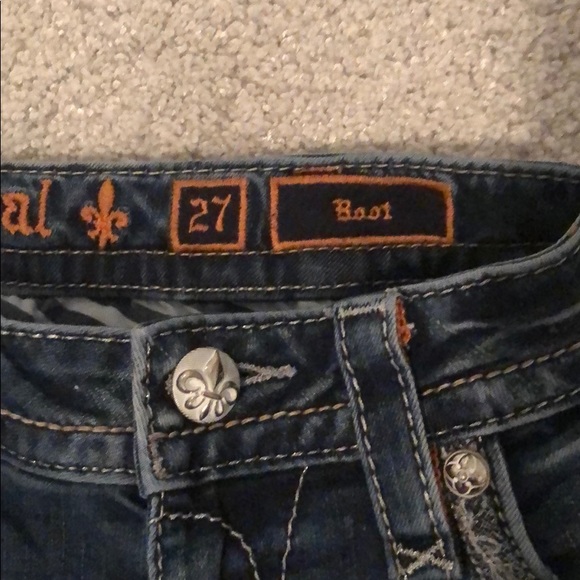 Rock Revival Jeans - Picture 5 of 5